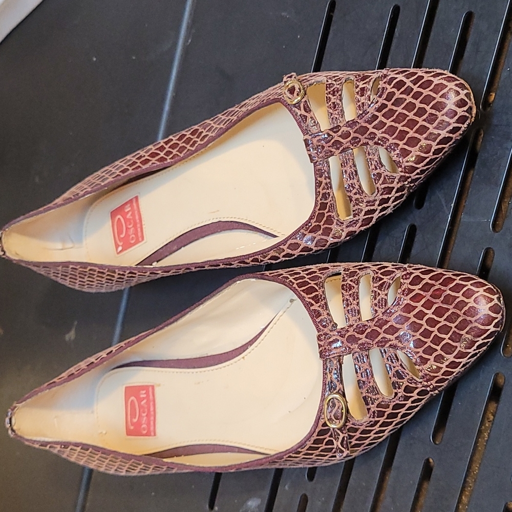 Oscar by Oscar de LA Renta pointed toe flats